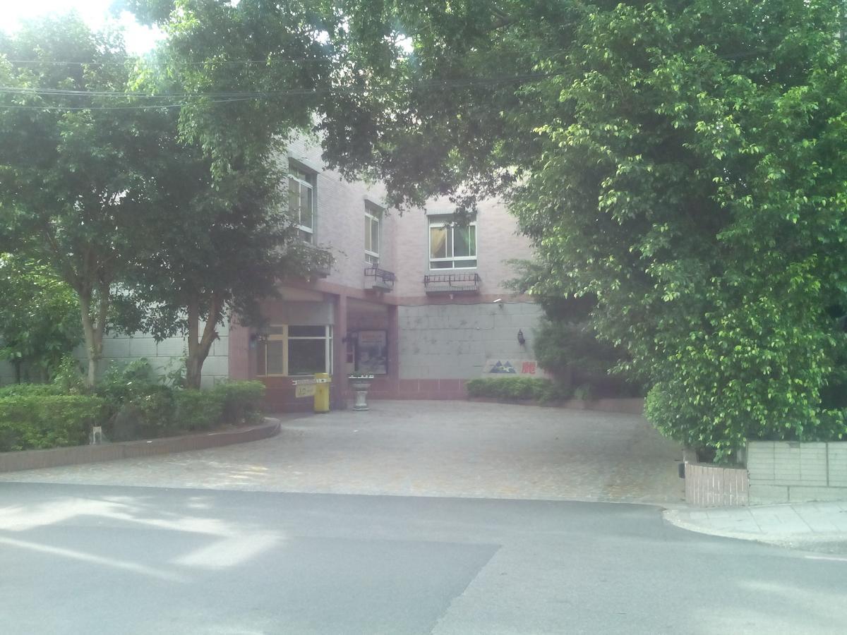 Regin Business Motel Luzhu Екстериор снимка