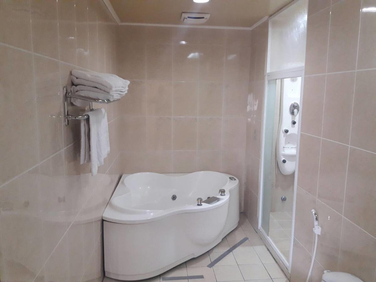 Regin Business Motel Luzhu Екстериор снимка